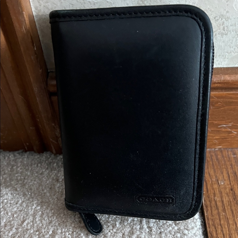 Coach Black Leather Vintage Zip BlackBerry Wallet